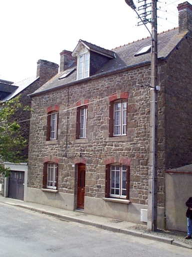 Maison, 4 rue de Bellevue (Saint-Méloir-des-Ondes)