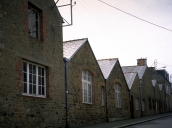 Usine de chaussures (usine de talons) Humbert, Machet et Bouqueau, puis Humbert, Le Bris et Nicoul, puis Le Bris et Nicoul, actuellement Nicoul, 8, 10 rue Gustave Flaubert ; 4, 6 rue du Père Maunoir (Fougères)