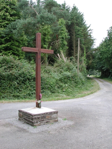 Croix de chemin, la Croix rouge (Paimpont)