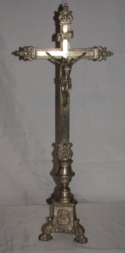 Croix d'autel 2