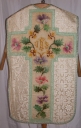 Ornement blanc 5 : chasuble, bourse de corporal, étole, manipule, voile de calice