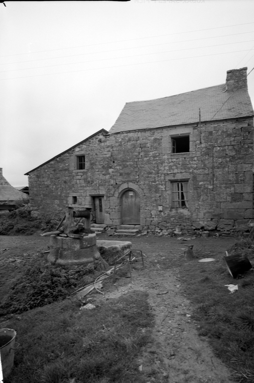 Manoir, Guermoal (Plusquellec)