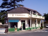 Magasin de commerce, dit l'Hermine, 5 place du Général Leclerc (Saint-Briac-sur-Mer)