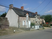 Maisons, 2-6 rue du Manoir (Lohéac)