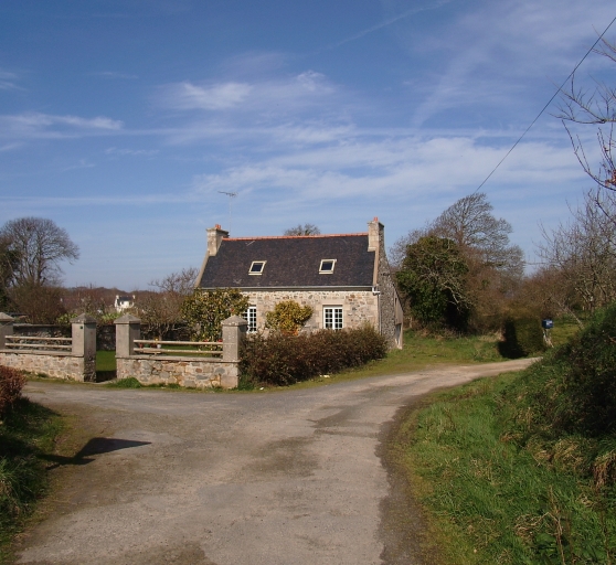 Maison, Keraliou (Kerbors)