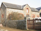 Dépendances de l'ancienne gendarmerie, 2 bis chemin des Dames (Saint-Domineuc)