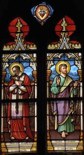 Ensemble des verrières à personnages des baies 1, 2, 4 : Saint Charles Boromée, Saint Thomas, Saint Pierre, Saint Jean, Notre-Dame de Lourdes, et des verrières décoratives des baies 3 et 5