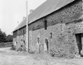 Alignement de deux fermes, le Chemin (Sens-de-Bretagne)