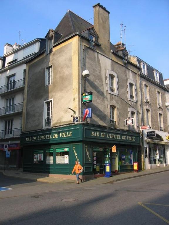 Maison, anciennement hôtel des voyageurs, 1 rue Hoche (Vannes)