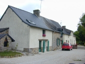 Alignement de quatre logis, Montoussaint ; la Petite Brémaudais (La Bouëxière)