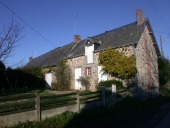 Alignement de plusieurs logis, maison et ferme, la Fontaine Jean (Drouges)