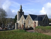 Architecture religieuse et commémorative sur la commune de Saint-Quay-Perros