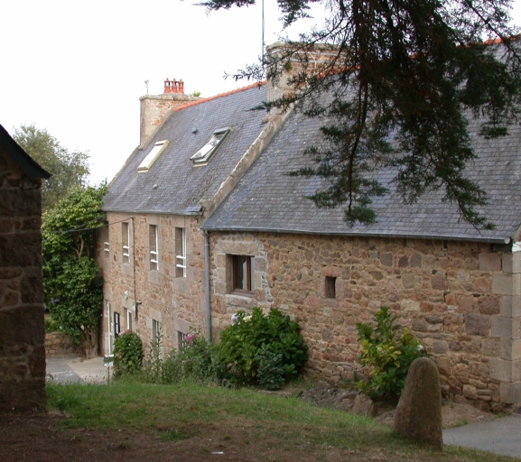 Maison, route des Traouïeros (Trégastel)