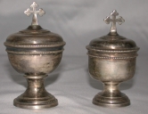 Ensemble de 2 ciboires des malades