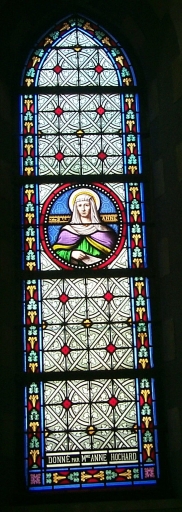 Ensemble des verrières à personnages des baies 9 à 16 : sainte Anne, saints Alphonse, Jean, Louis, Marc, Julien, Baptème du Christ