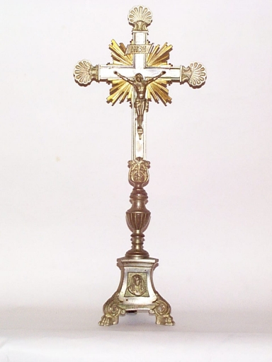 Croix d'autel, Ropenard (Maure-de-Bretagne fusionnée en Val d'Anast en 2017)