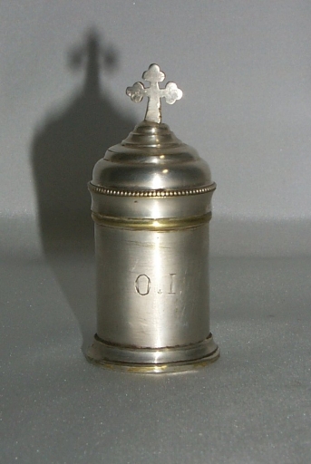 Ampoule à huile des malades 1