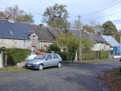 Alignement de logis, Bosné (Saint-Just)