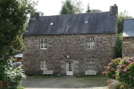 Ancien presbytère, Saint-Herbot (Loqueffret)