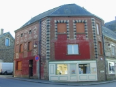Magasin de commerce, 1 rue du Général Leclerc, 2 rue du Docteur Ricoux (Domalain)
