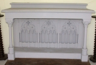 Ensemble de l'autel : autel, degré d'autel, gradin d'autel