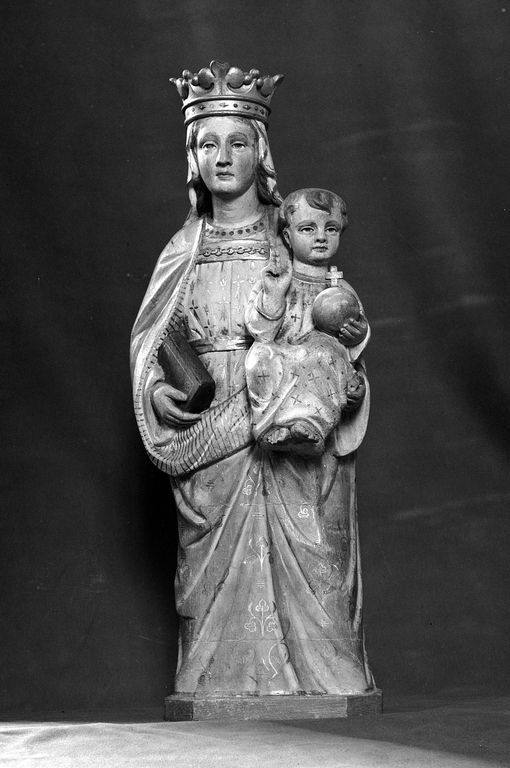 Statue (statuette, d'applique) : Vierge à l'Enfant, chapelle Notre-Dame (Plounévez-Quintin)