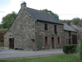Ferme, le Pont Saint-Julien (Sainte-Marie)