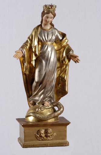 Statuette couronnée : Immaculée Conception