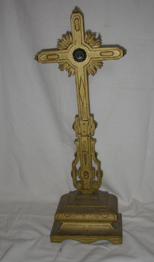 Croix-reliquaire
