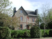 Maison, 17 rue Anatole Le Braz (Ploumilliau)