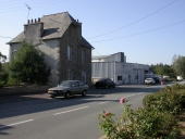 Moulin à farine d'Aval, puis minoterie dite Les moulins de Lamballe, 25 rue du Moulin (Noyal)