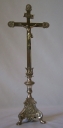 Garniture d'autel : croix d'autel, chandelier d'autel
