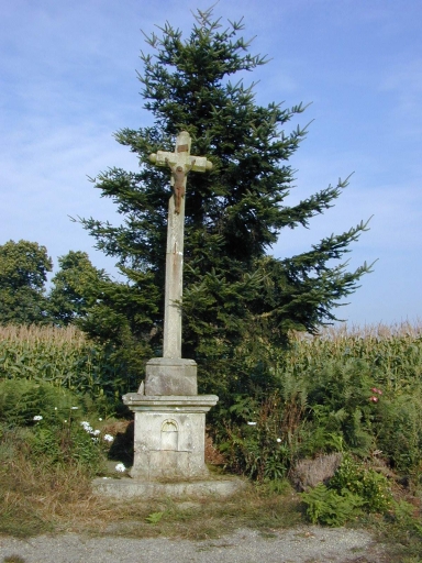 Croix de chemin, près de Praqueno (Pluméliau fusionnée en Pluméliau-Bieuzy en 2019)