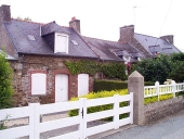 Alignement de maisons, 9-11 rue des Perrières (Saint-Briac-sur-Mer)