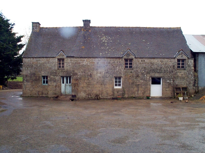 Maison, Kerhenry (Melrand)