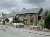 Alignement de deux maisons et de dépendances, 4,6 rue de Saint-Péran (Talensac)