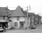 Maison, place de l'Eglise (Romillé)