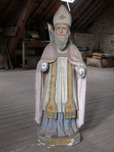 Statue : Saint Hilaire (Pluméliau fusionnée en Pluméliau-Bieuzy en 2019)