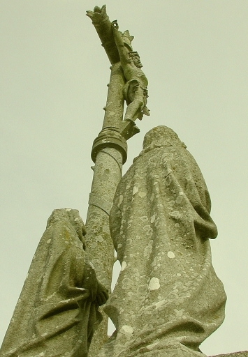 Les églises, chapelles, croix de chemin et monuments aux morts sur la commune de Plouézec