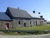 Ferme, Pouëz (Domalain)