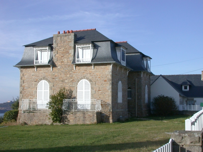 Maison, 11 rue de Molène ; venelle de C'hra Rouz, Trozoul (Trébeurden)