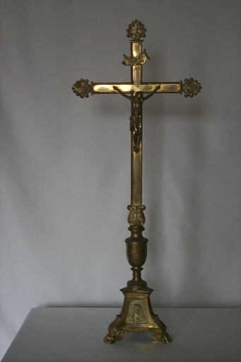 Croix d'autel 2