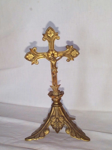 Croix d'autel 3