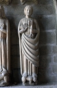 Ensemble de 4 statues : Saint Pierre ; Vierge (?) ; Saint diacre ; Saint (?), et d'une tête