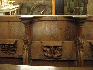 Cathédrale Saint-Tugdual : stalle 09