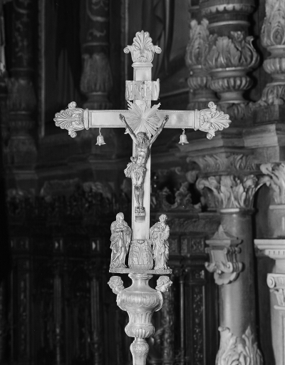 Croix de procession n° 2