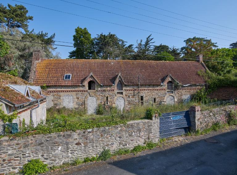 Ferme dite métairie du Bourrivet, Domaine de la Tour de Cesson, rue du Commandant Le Conniat, rue de la Tour (Saint-Brieuc)