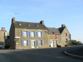 Maison, le Village (Le Tronchet)