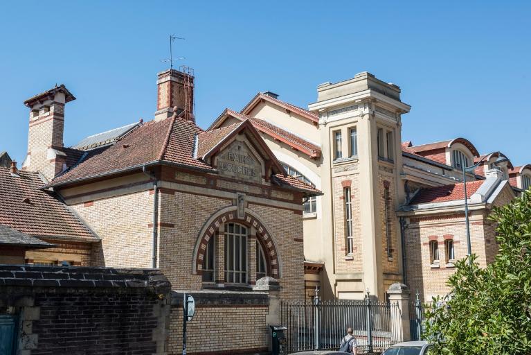 Piscine et bains publics Saint-Georges, rue Gambetta (Rennes)
