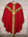 Ornement rouge : chasuble